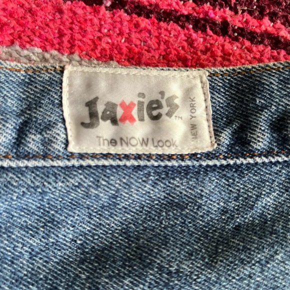 High Waisted Jean Short - Picture 8 of 10